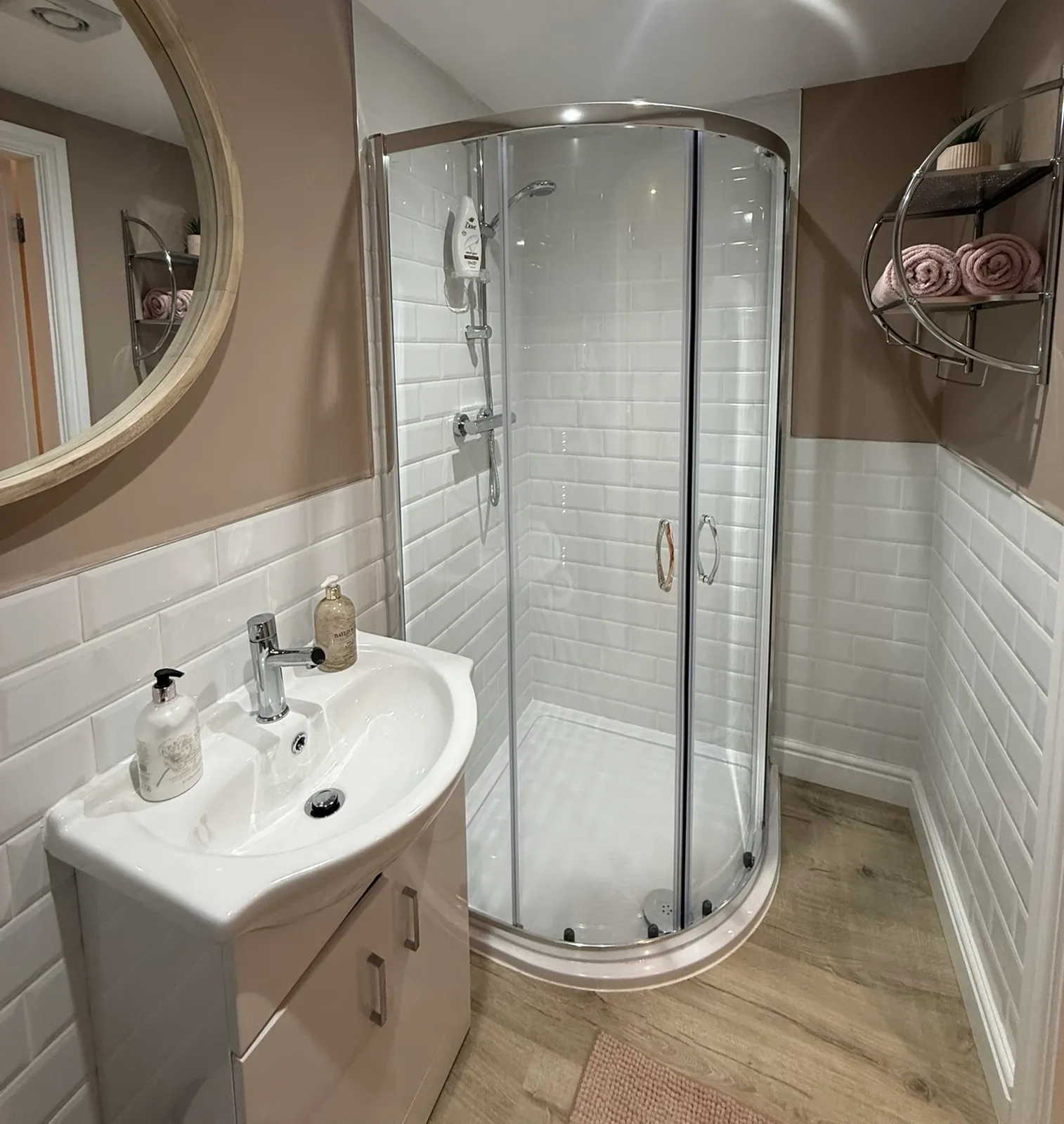 Ensuite shower room