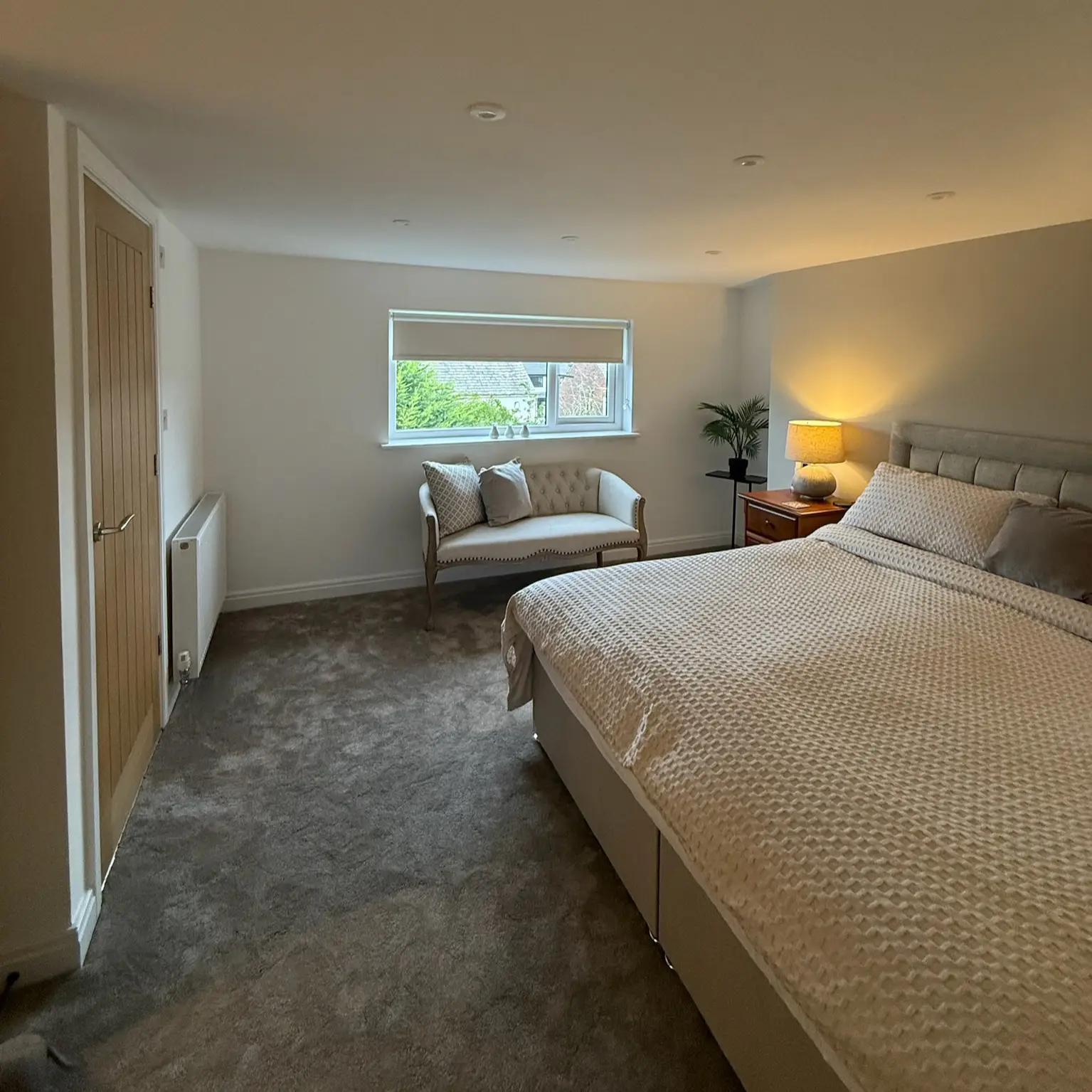Guest bedroom